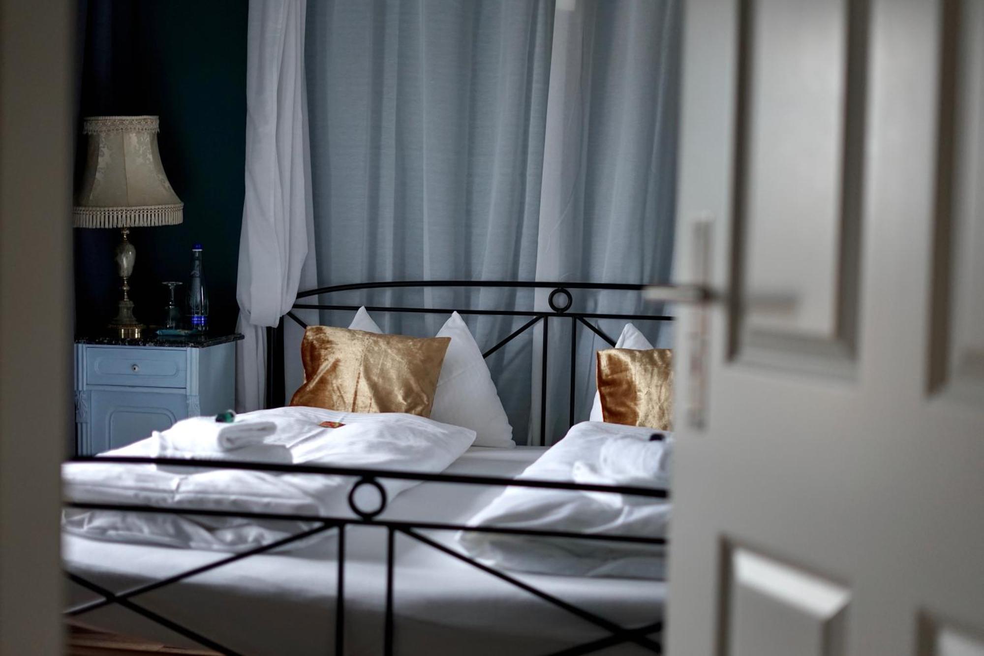 Hotel Muehldorf Bagian luar foto